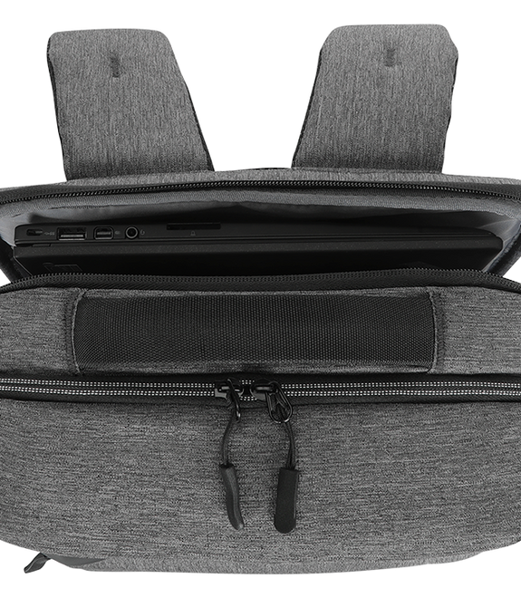 Lenovo Urban 39.6cms (15.6) B535 Backpack